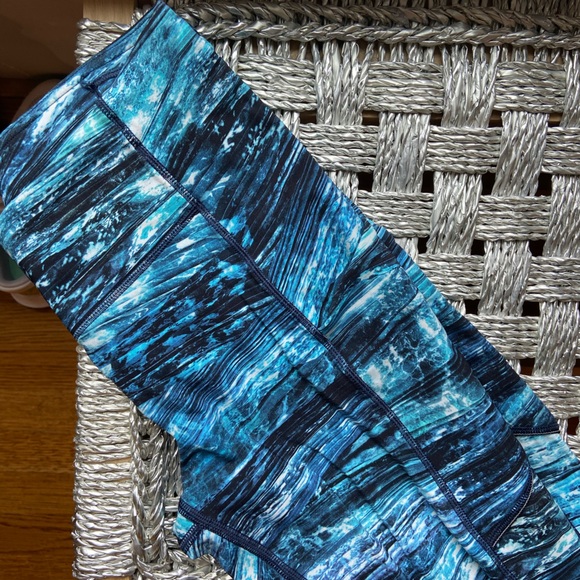 Lululemon Leggings - Picture 3 of 4